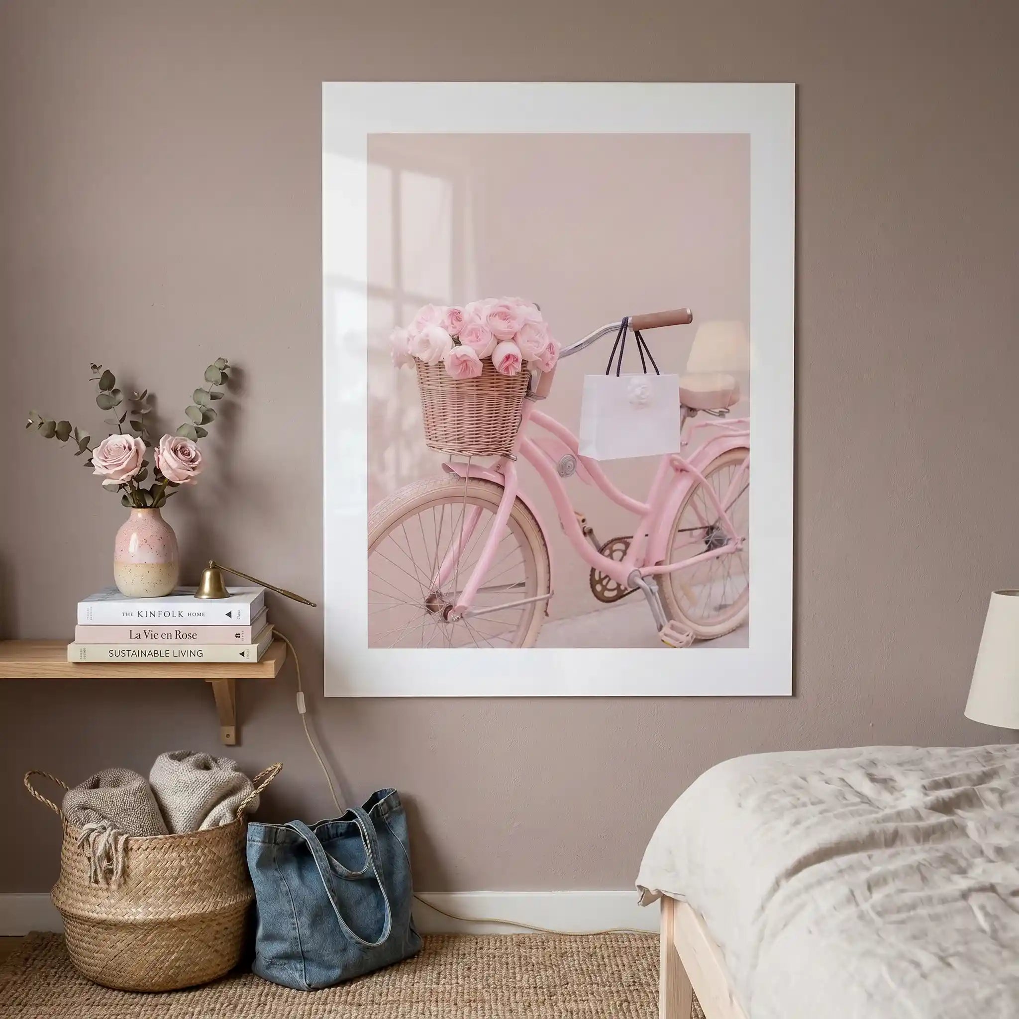 Cuadro Póster Bicicleta Rosa con Flores | Estilo Romántico Pastel