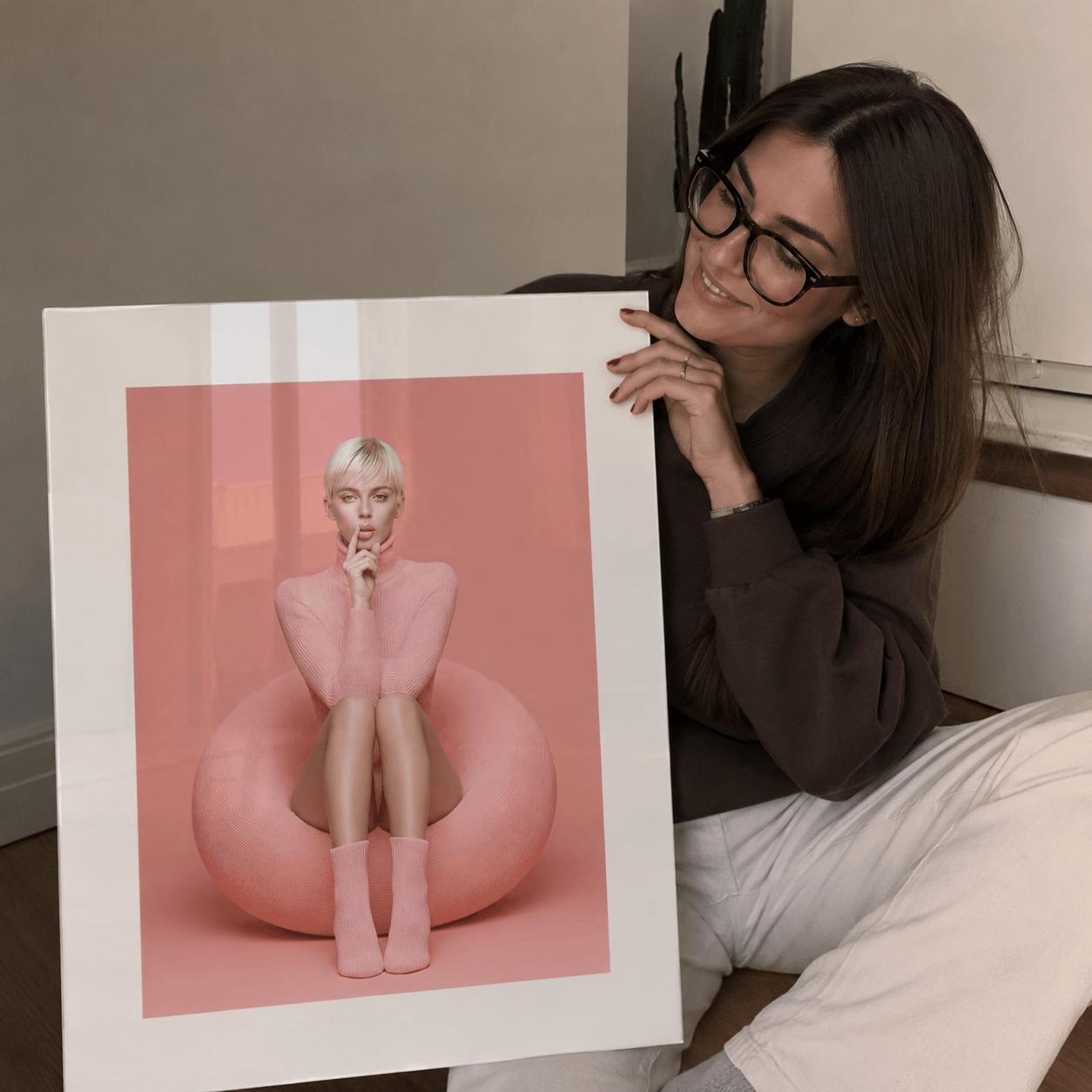 Cuadro Póster Modelo en Rosa | Decoración Moderna