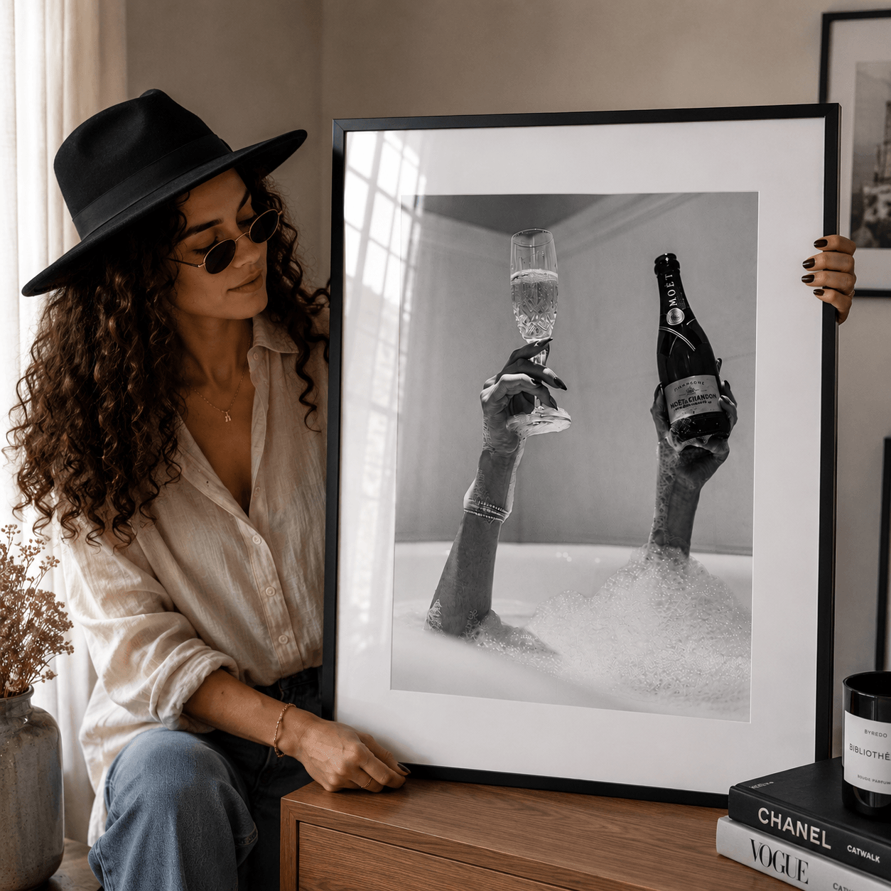 Cuadro Póster Champaña en Bañera | Decoración Elegante