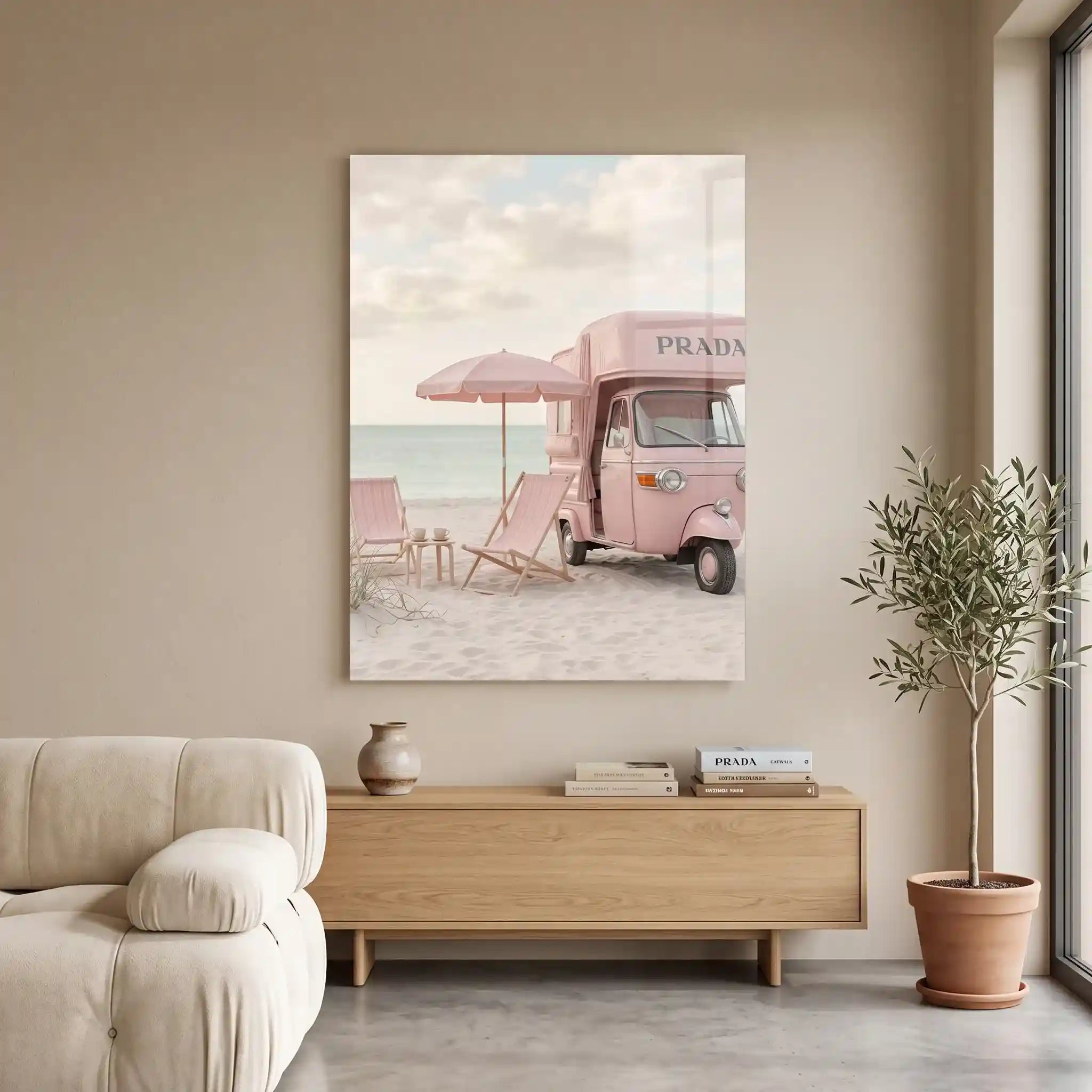 Cuadro Póster Caravana Rosa en la Playa | Estilo Prada