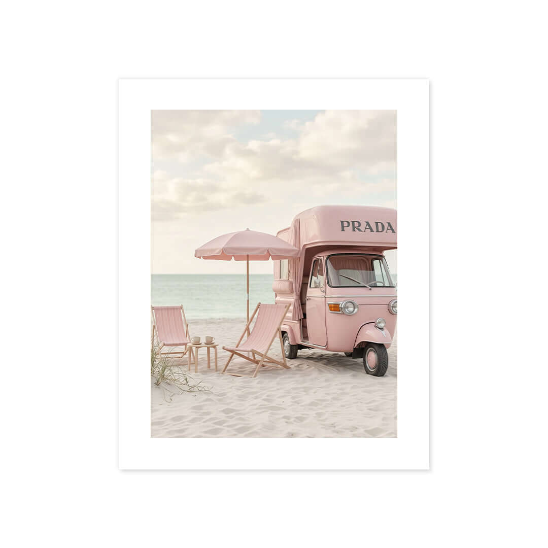 Cuadro Póster Furgoneta Rosa en la Playa | Decoración Pastel