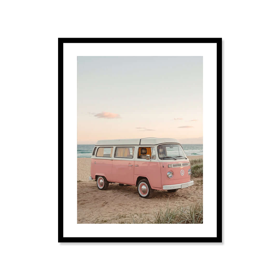 Cuadro Póster Furgoneta Rosa junto al Mar | Decoración Retro