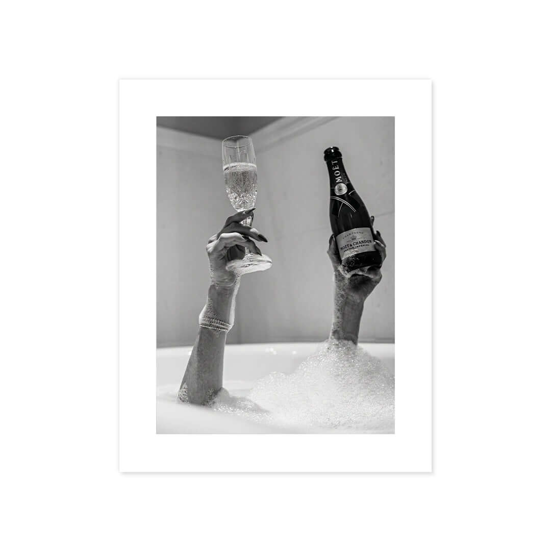 Cuadro Póster Champaña en Bañera | Decoración Elegante