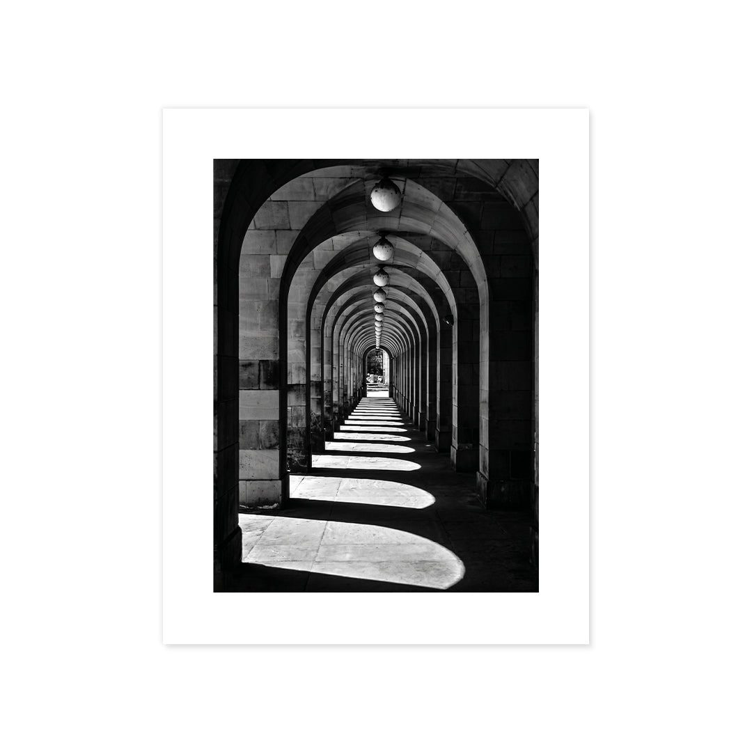 Cuadro Póster Pasillo de Arcos | Decoración Arquitectónica