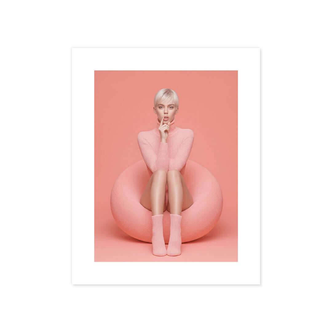 Cuadro Póster Modelo en Rosa | Decoración Moderna
