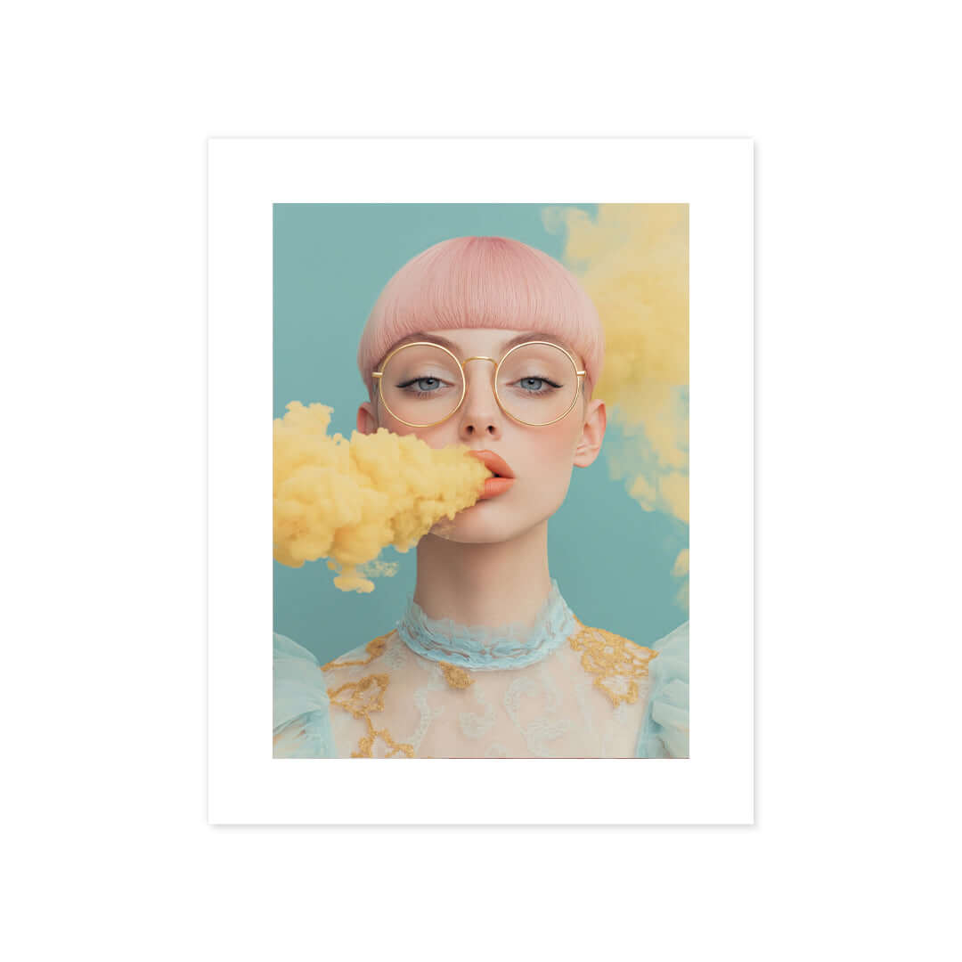 Cuadro Póster Mujer con Humo Amarillo | Decoración Moderna