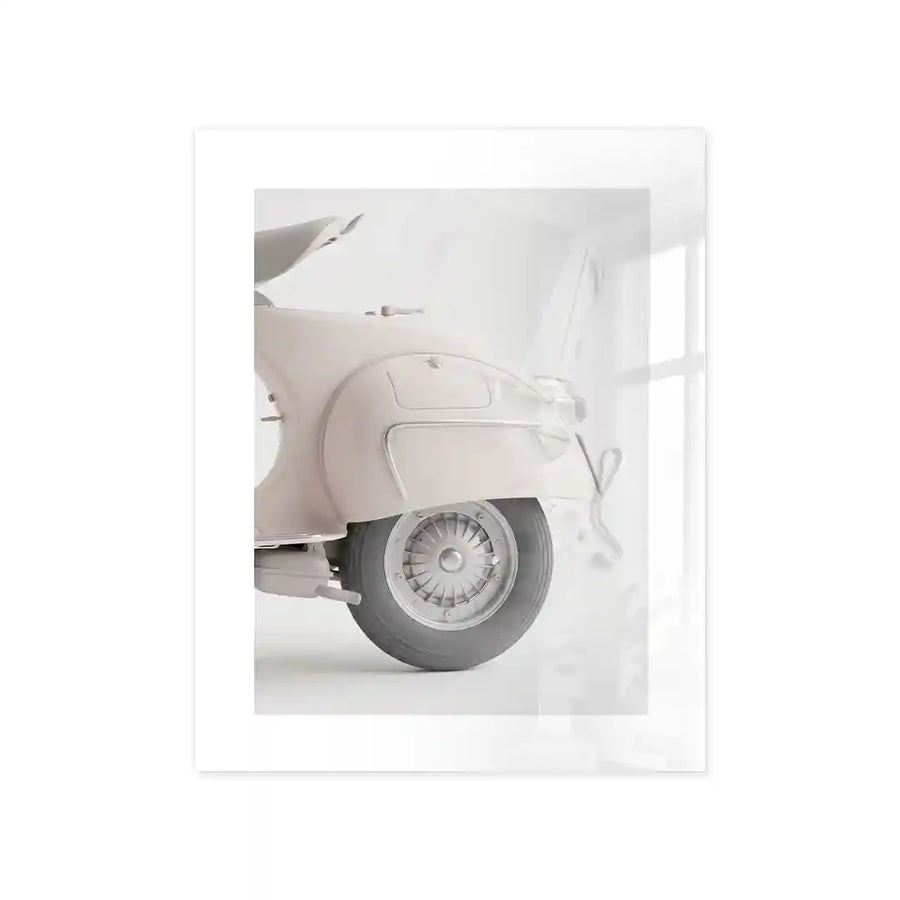 Cuadro Póster Vespa Blanca Minimalista | Estilo Retro