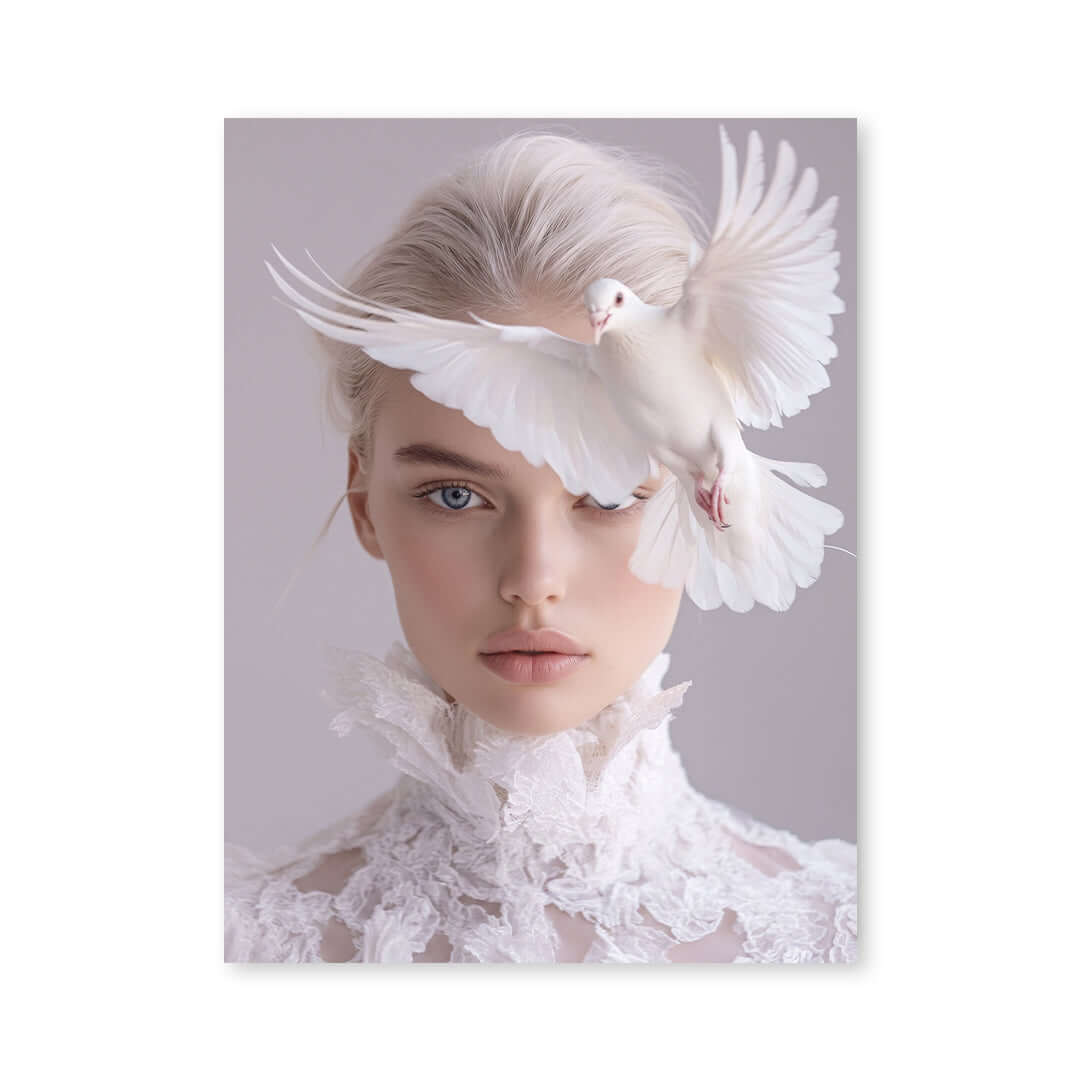 Cuadro Póster Mujer con Paloma Blanca | Decoración Elegante