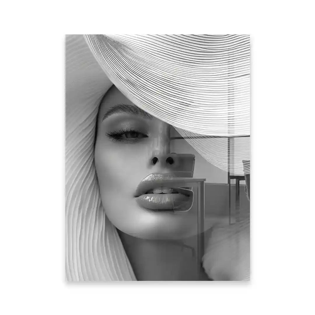 Cuadro Elegancia Bajo el Sombrero | Blanco y Negro